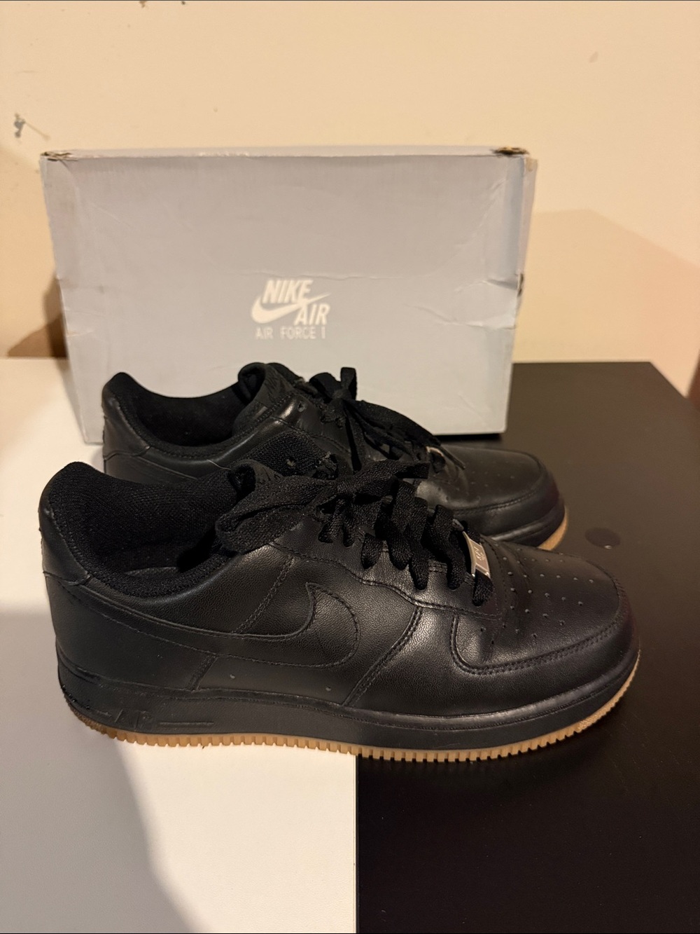 Nike Kids Black Sneakers with Gum Sole